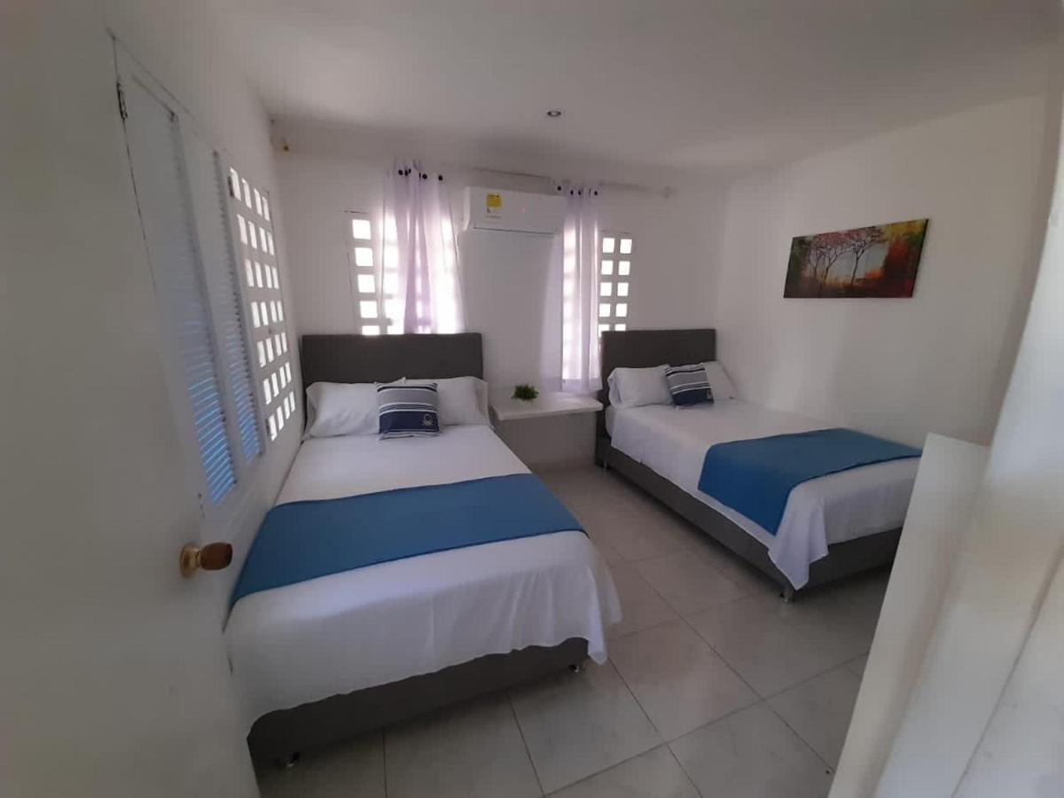 Tita'S Airport Hotel Cartagena Екстер'єр фото